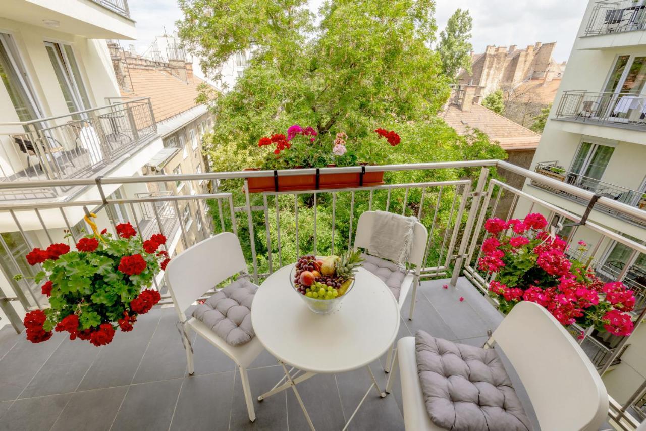 בודפשט Feel Home Superior # Free Parking # Balcony # Ac מראה חיצוני תמונה