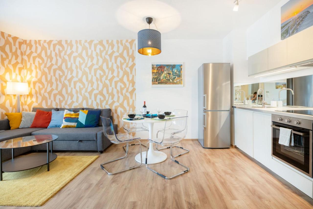 בודפשט Feel Home Superior # Free Parking # Balcony # Ac מראה חיצוני תמונה